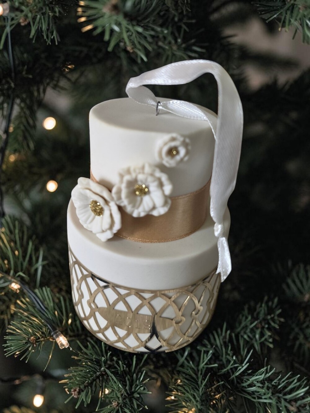 Hallmark Keepsake Two-Tier Cake Ornament 2019 - Picture 1 of 5